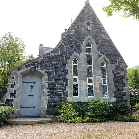 Вілла Old Schoolhouse, Galgorm Екстер'єр фото